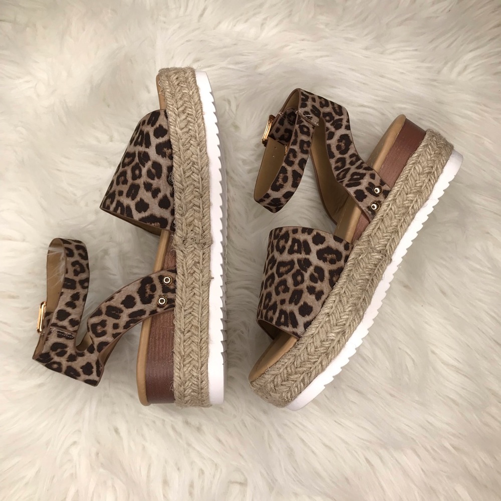 ALMOST GONE Esme Leopard Print Platform Espadrille - Picture 7 of 7